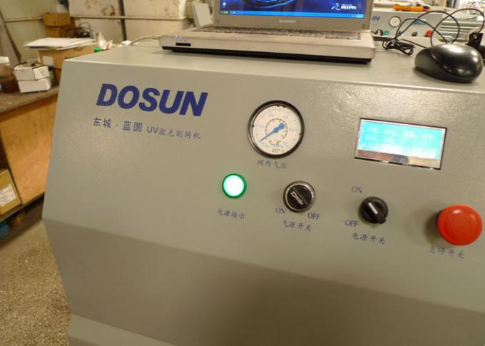 CTS-computer om hoge nauwkeurigheid blauwe UV-laser roterende graveur te screenen 820 mm / 914 mm / 1018 mm schermherhaling 3